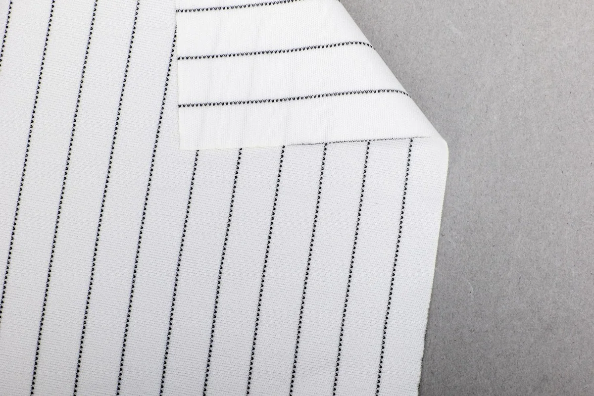 WP3302 ESD Polyester Cleanroom Wipers: Static Control for Electronics Manufacturing