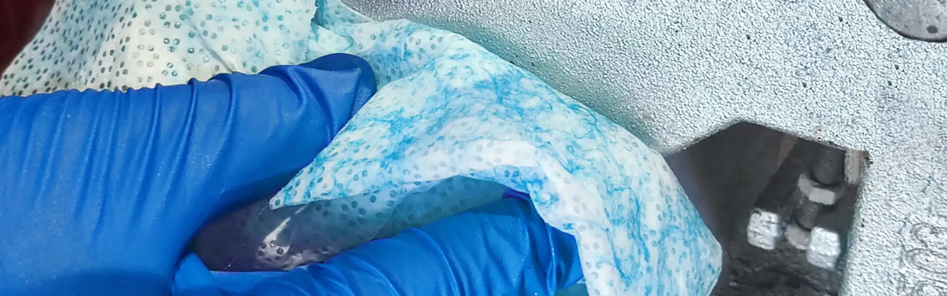 Wipestar pre-wetted wipes, saturated cleanroom wipes for manufacturing and laboratory use