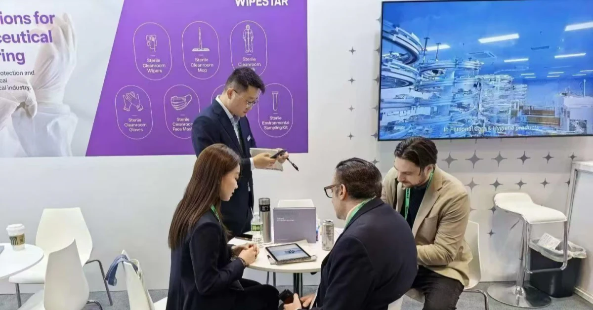 Sterile cleanroom swabs demonstration at INTERPHEX 2026 — precision cleaning for pharmaceutical equipment