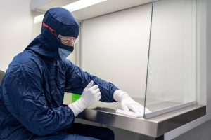Cleanroom Wipers Complete Guide – Types, Uses & Buying Tips