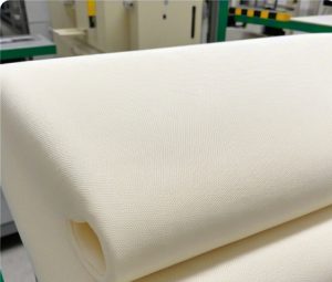 The difference between woven clean room cloth and knitted cloth? Selection tips that engineers must read.